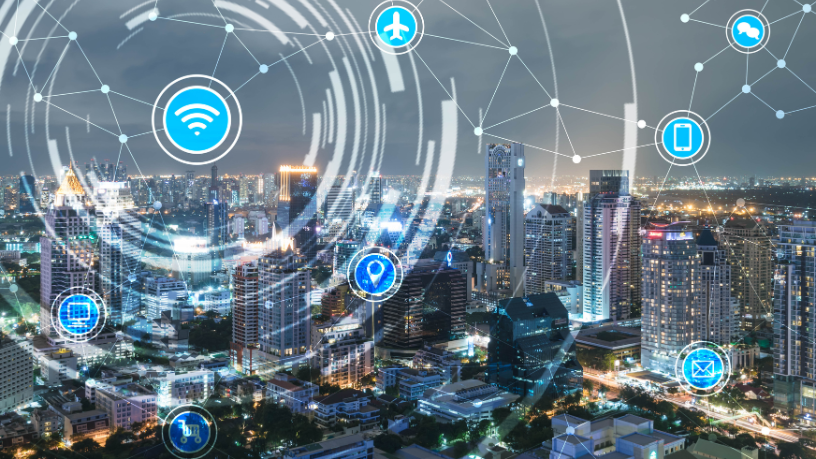 Internet das Coisas nas cidades: descubra como a teoria ganha forma na prática e transforma a vida urbana.