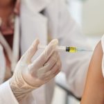 Vacinação infantil em Cuiabá: disponibilidade de doses reforça importância da proteção precoce