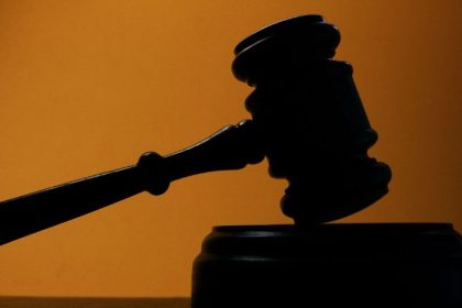 Justiça Suspende Cobrança de R$ 3,53 Milhões de Condenados em Esquema na Câmara de Cuiabá